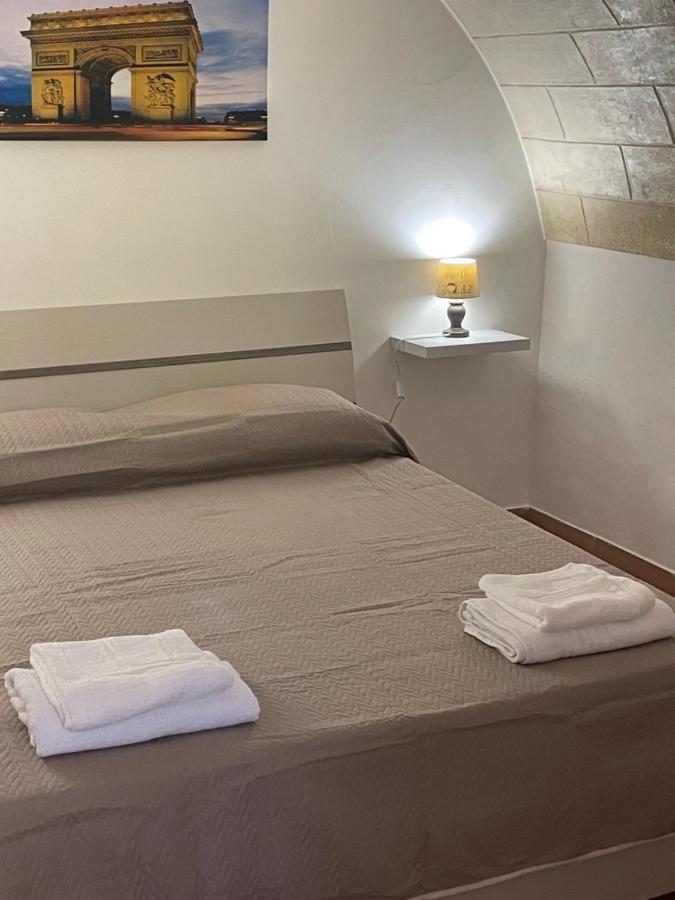 La Maison Del Castello Barletta Esterno foto